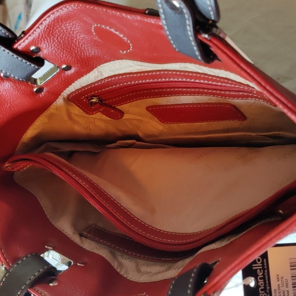 🔷Tignanello leather purse - Picture 6 of 8